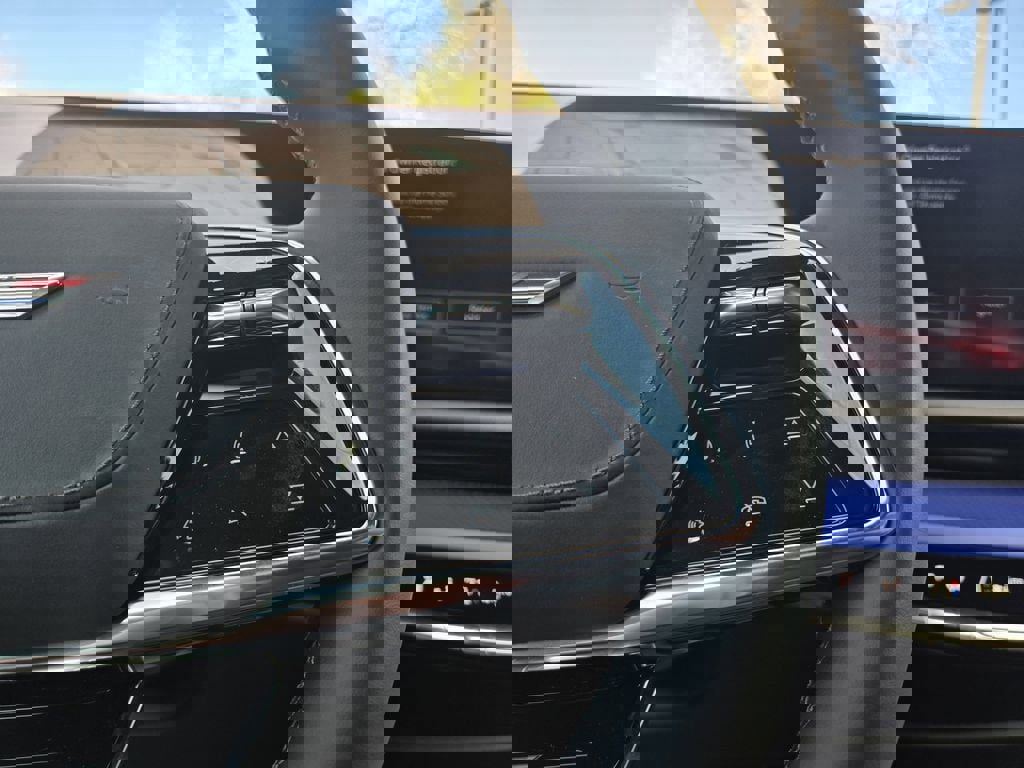 New 2026 Cadillac Optiq V w/ Magnus Launch Edition AWD/4WD image 17