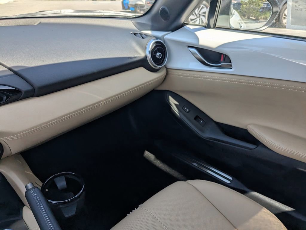 New 2026 MAZDA MX-5 Miata RF Grand Touring image 16