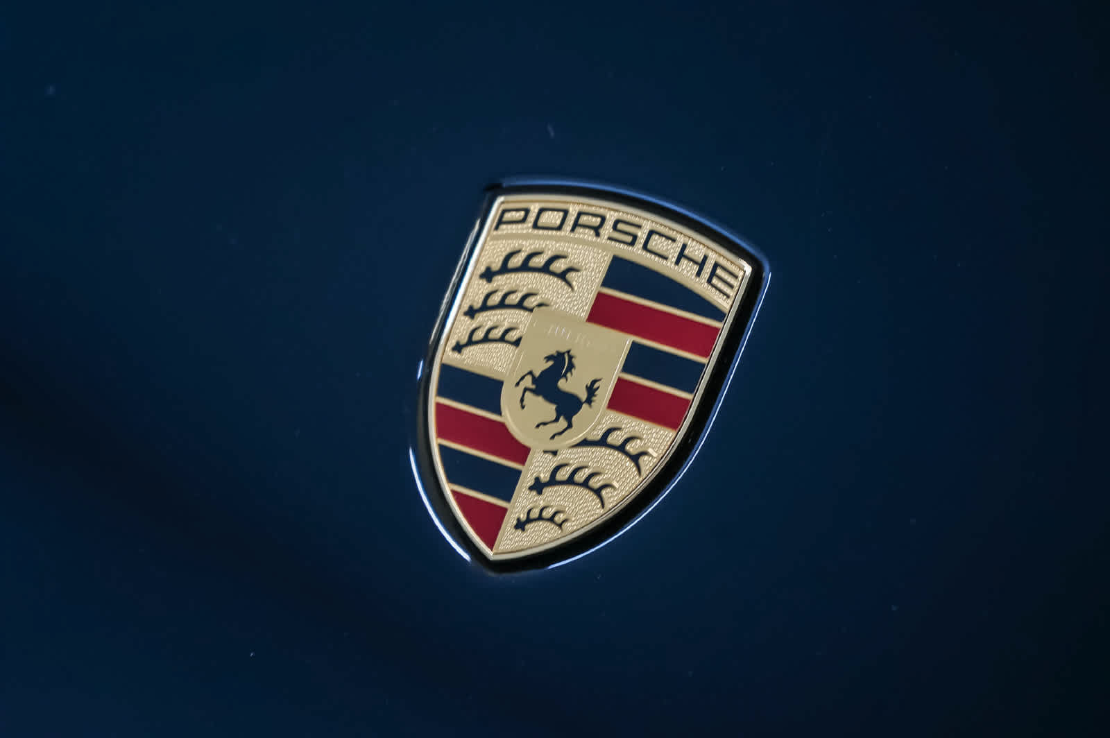 Certified 2026 Porsche Macan AWD/4WD image 17