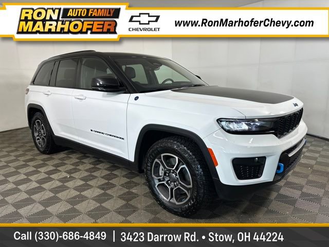 Used 2022 Jeep Grand Cherokee Trailhawk image 1