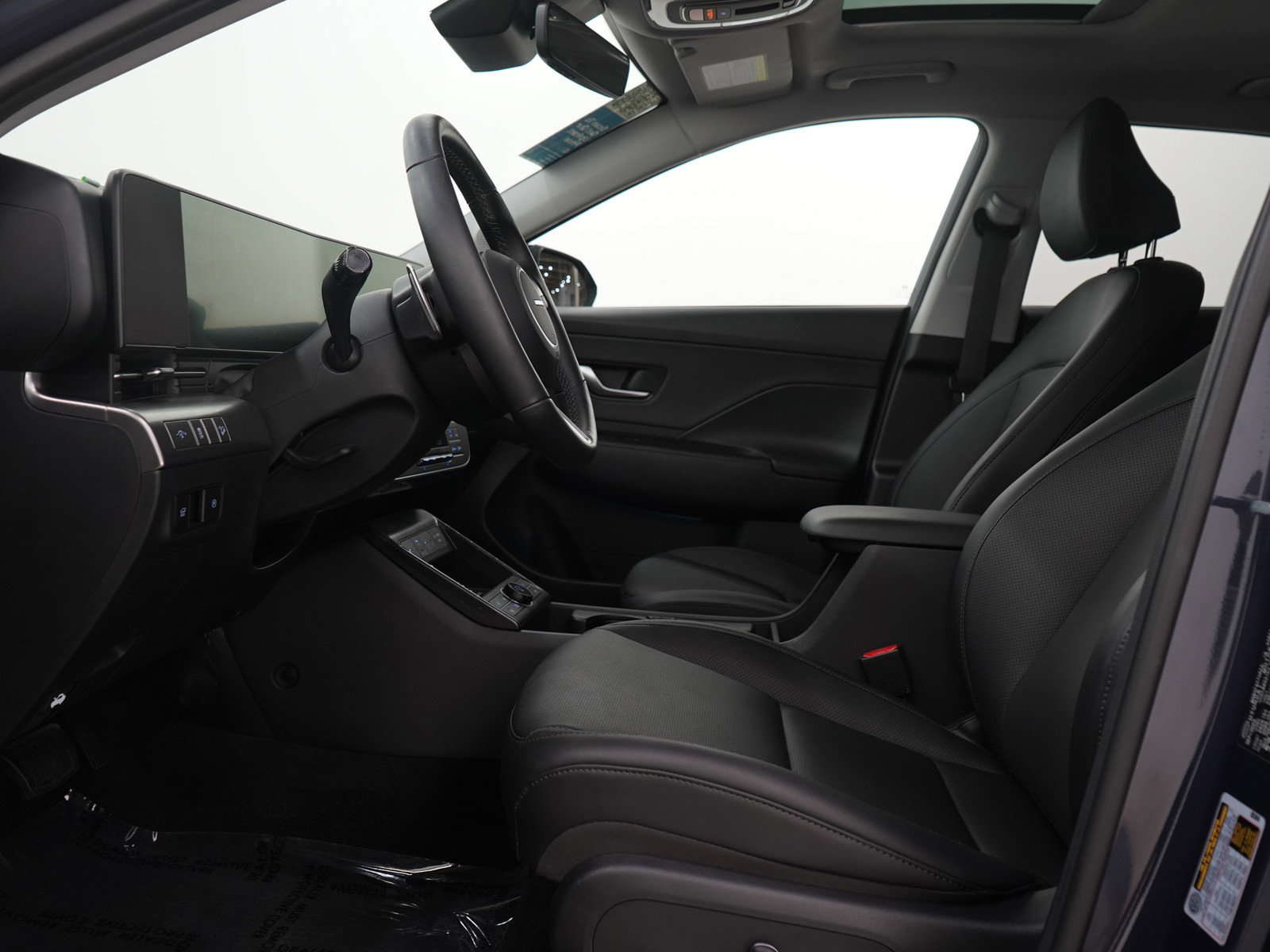 Certified 2024 Hyundai Kona Limited AWD/4WD image 21