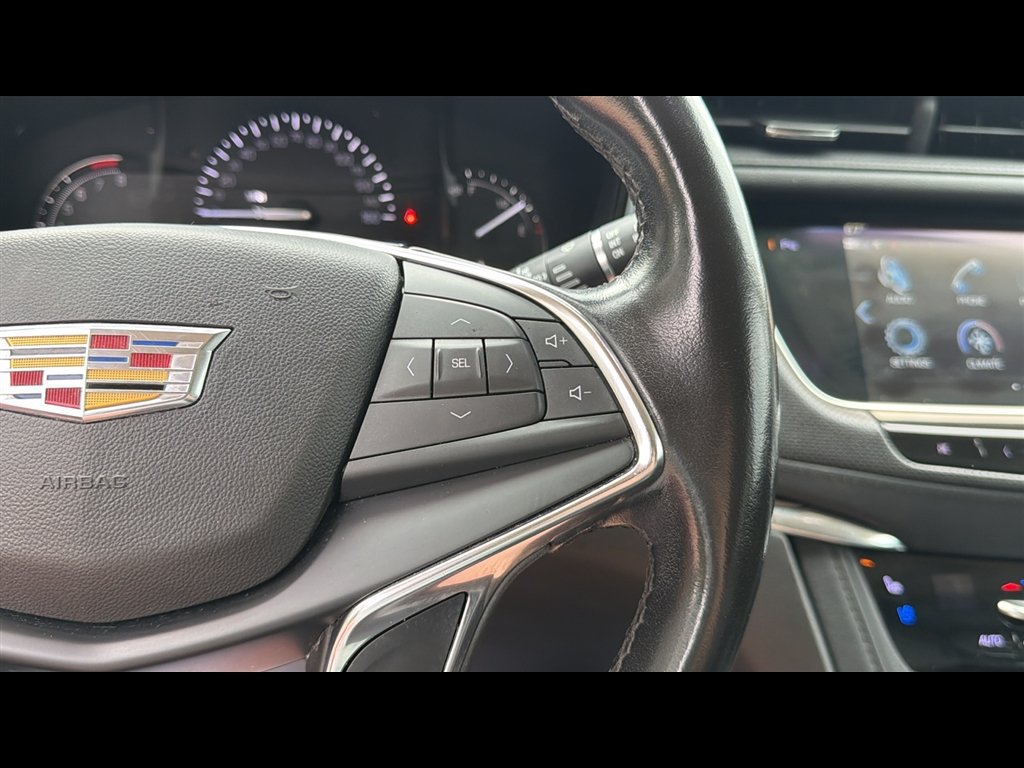 Used 2019 Cadillac XT5 Premium Luxury AWD/4WD image 15