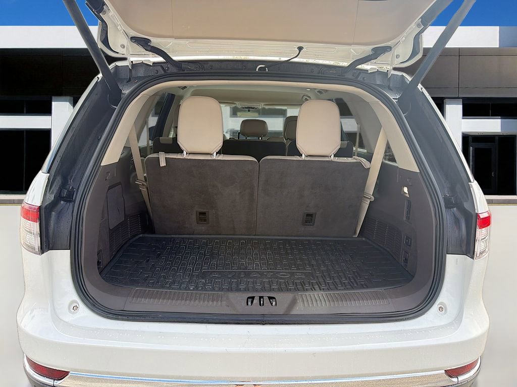 Used 2020 Lincoln Aviator Reserve w/ Elements Package Plus image 15