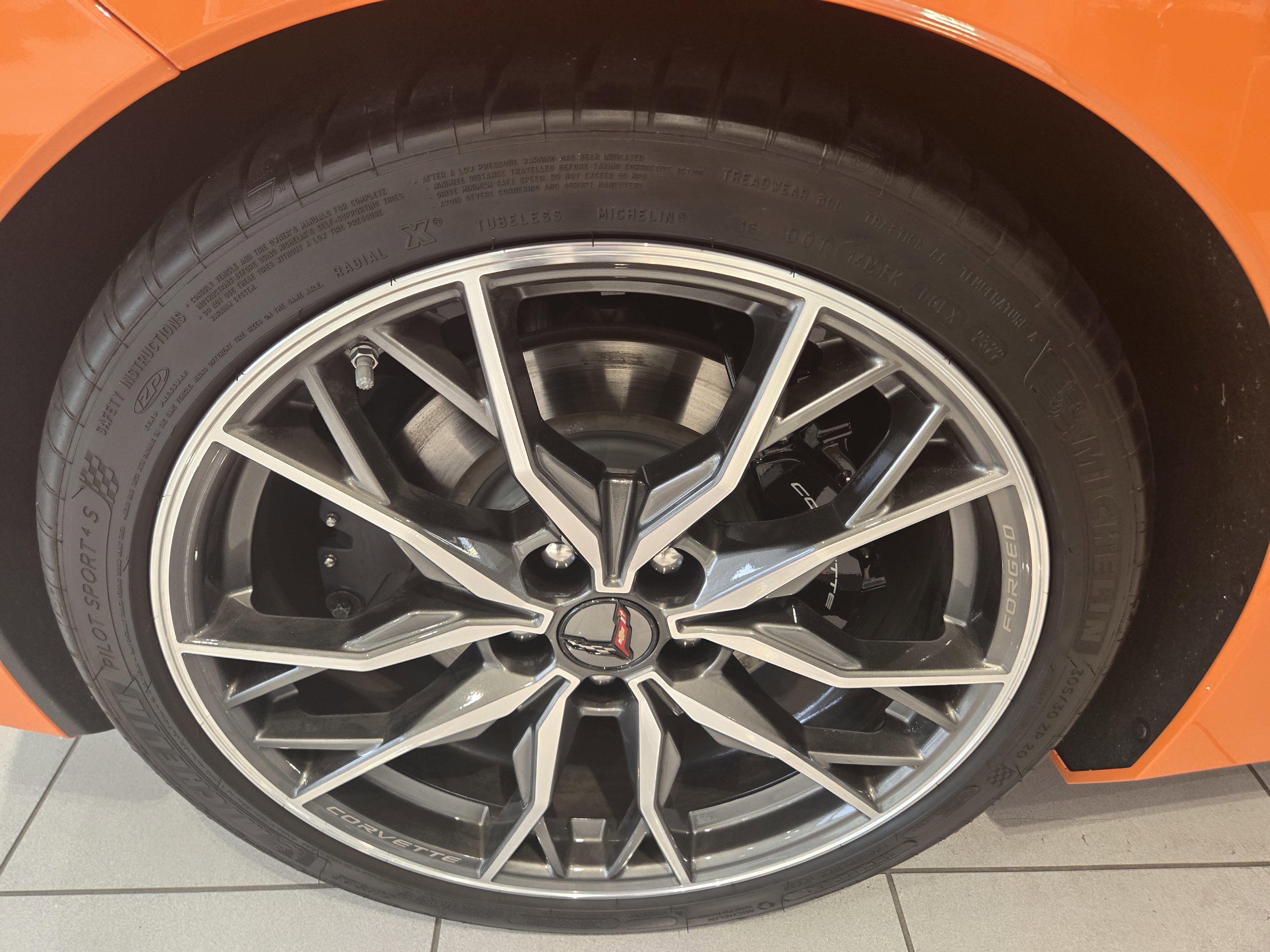 Used 2023 Chevrolet Corvette Stingray Premium Conv w/ Z51 Performance Package image 27