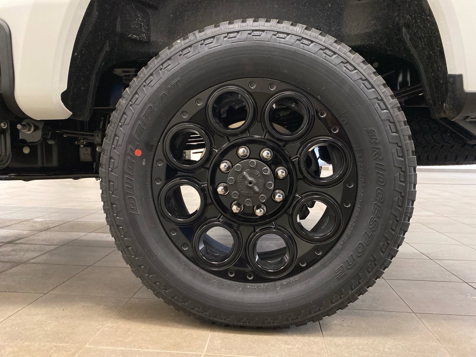 New 2026 Ford F350 Lariat w/ Black Appearance Package image 31