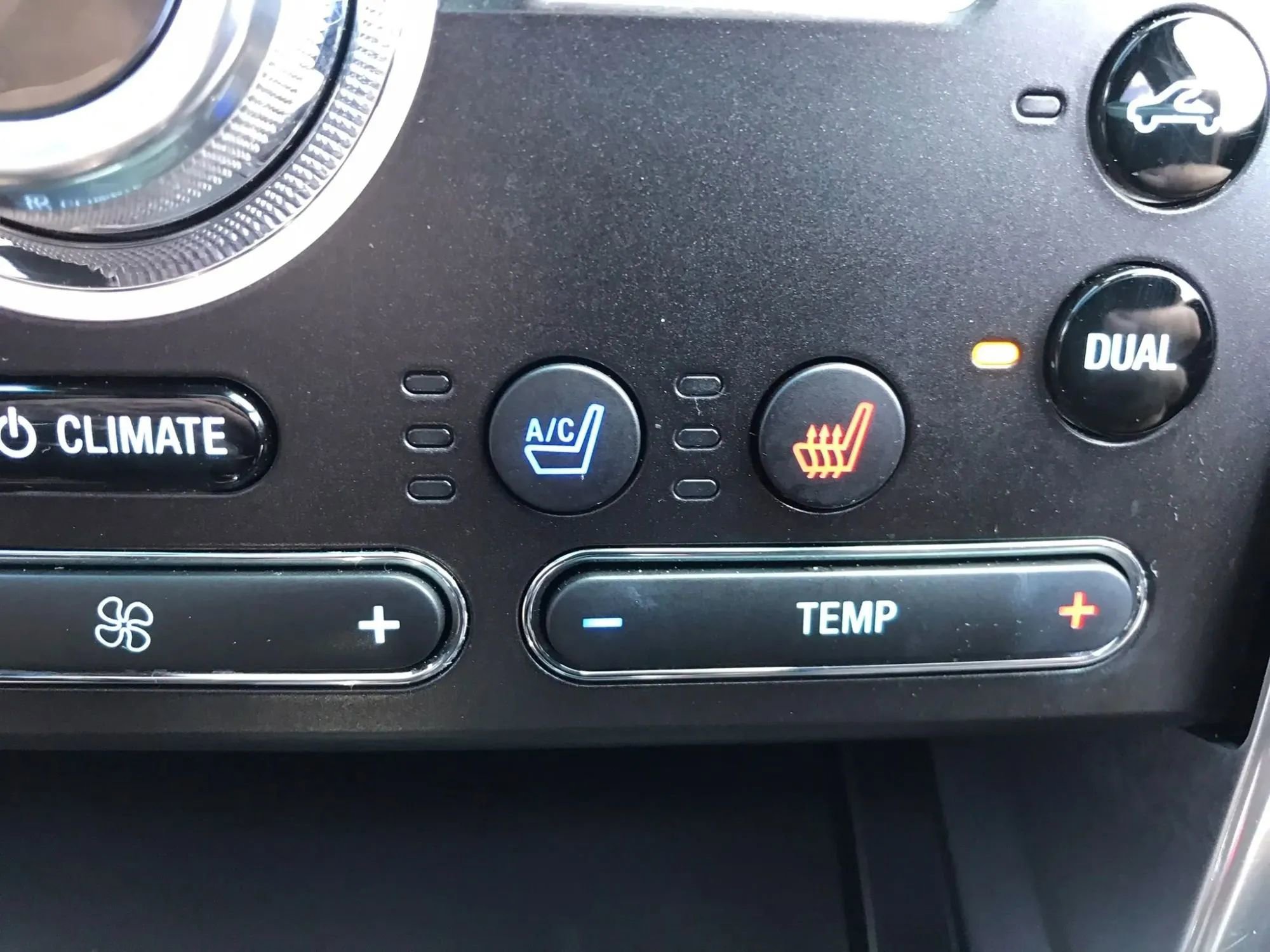 Used 2017 Ford Explorer Limited w/ Equipment Group 301A AWD/4WD image 29