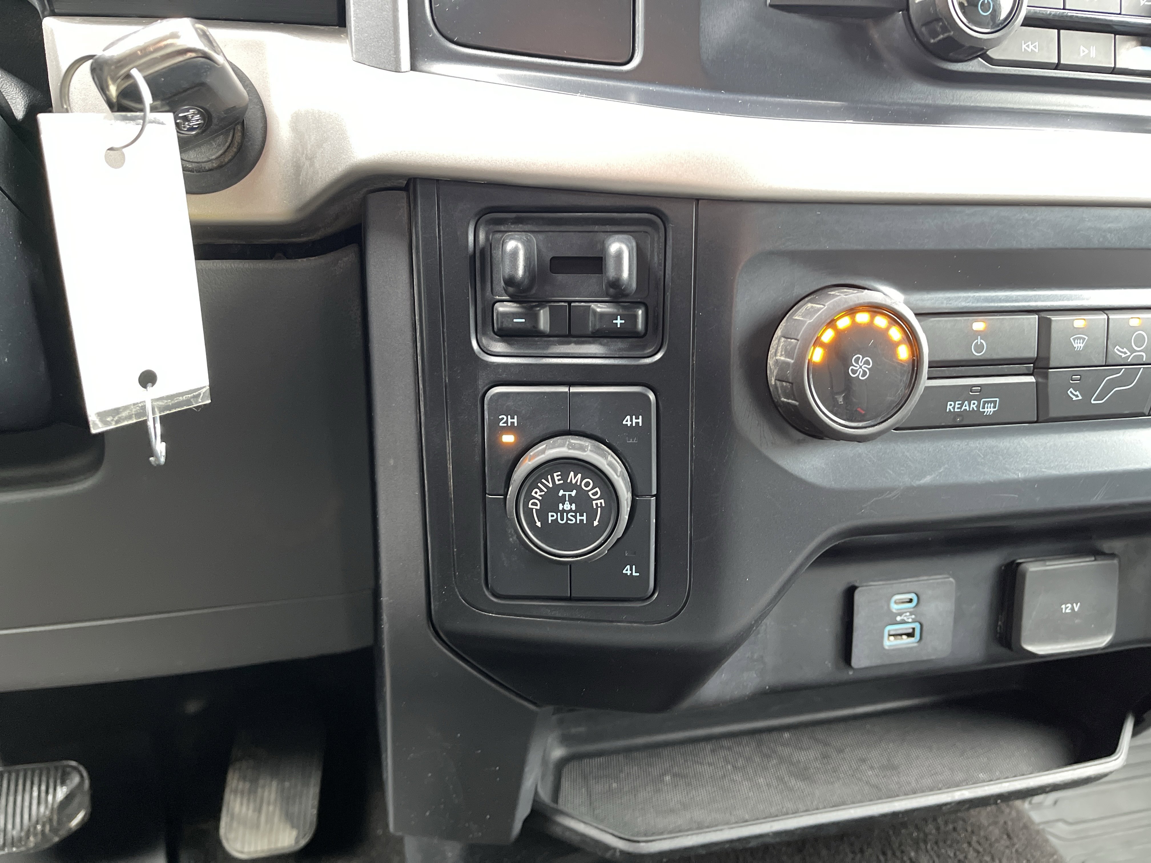 Used 2021 Ford F150 XLT w/ FX4 Off-Road Package image 19