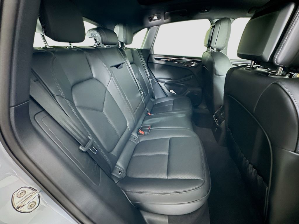 New 2025 Porsche Macan S image 29