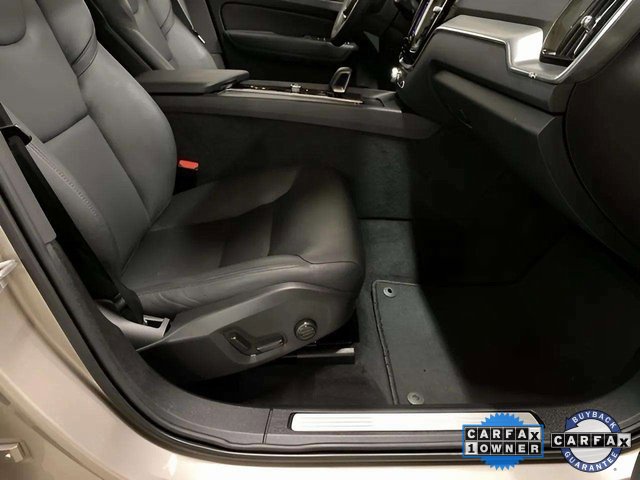 Used 2025 Volvo XC60 B5 Core image 75