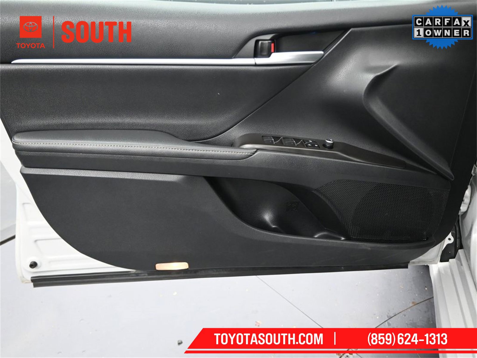 Used 2023 Toyota Camry XSE image 22