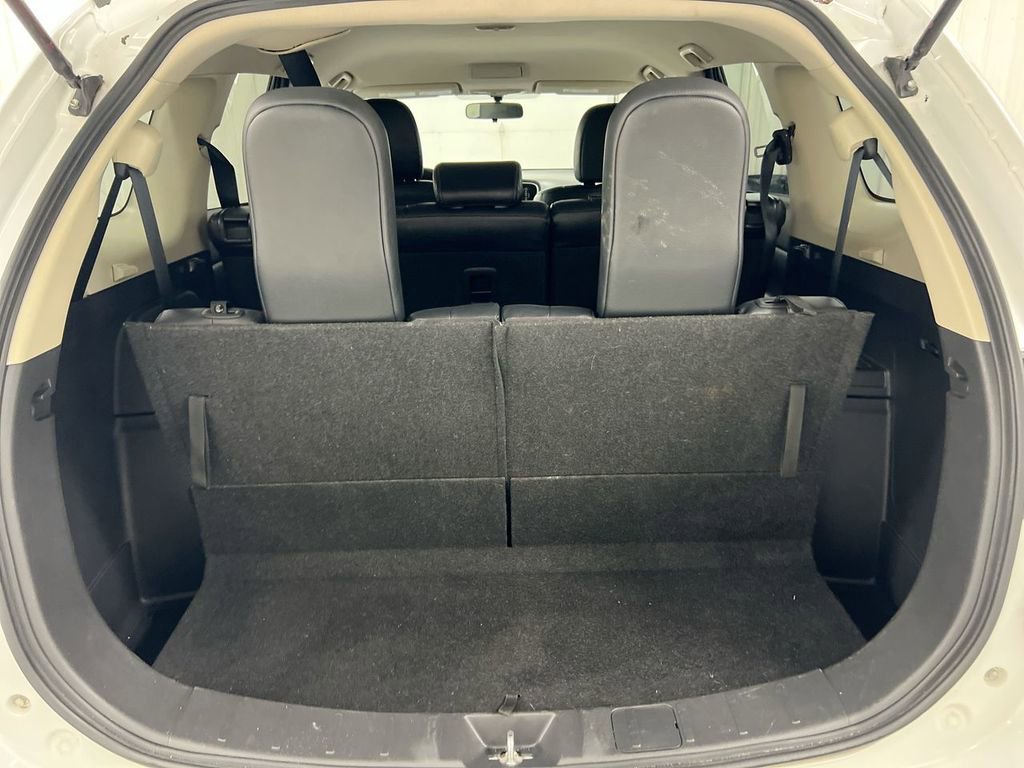 Used 2016 Mitsubishi Outlander SE AWD/4WD image 23
