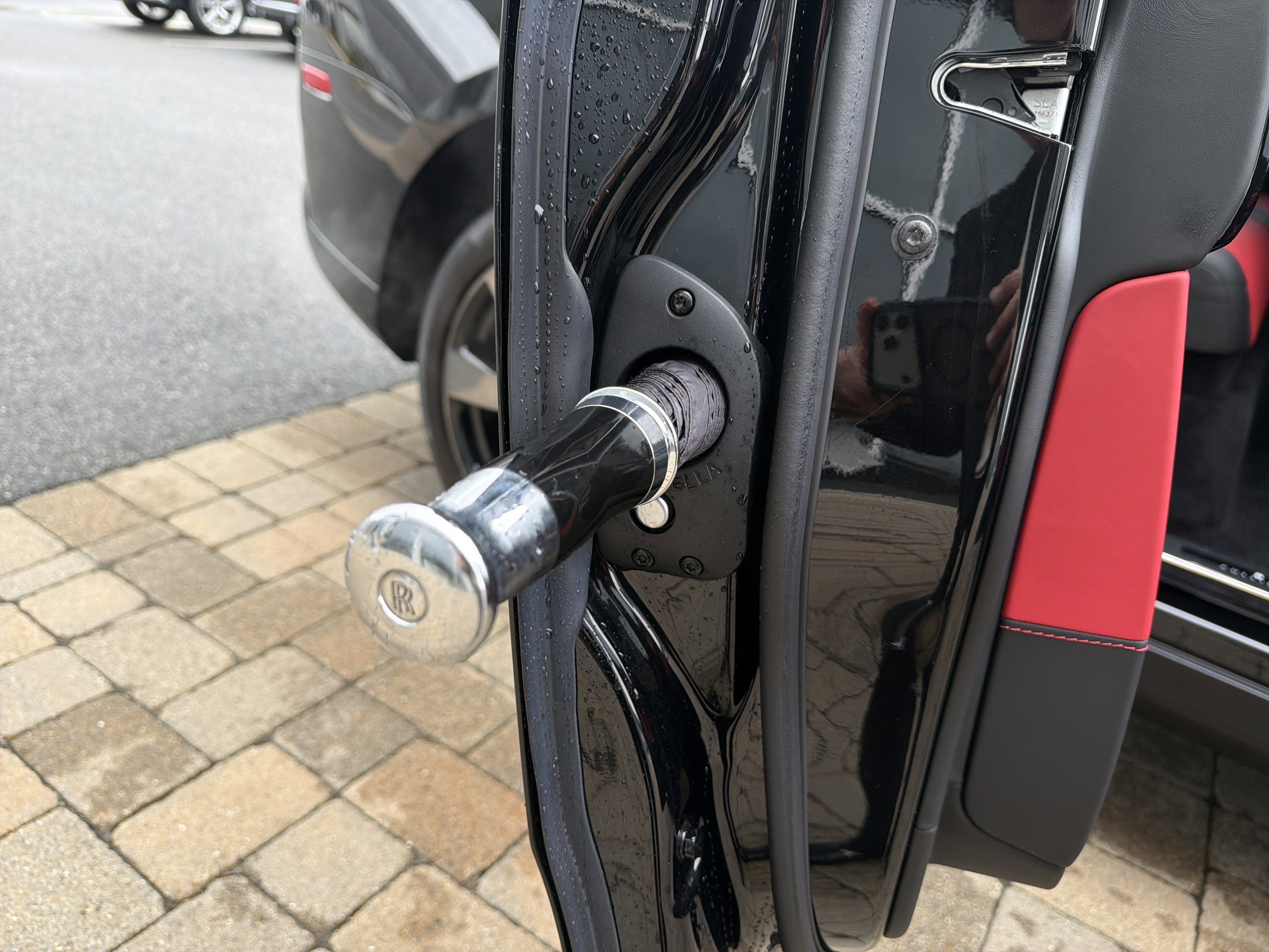 Certified 2023 Rolls-Royce Cullinan w/ Cullinan Package image 52