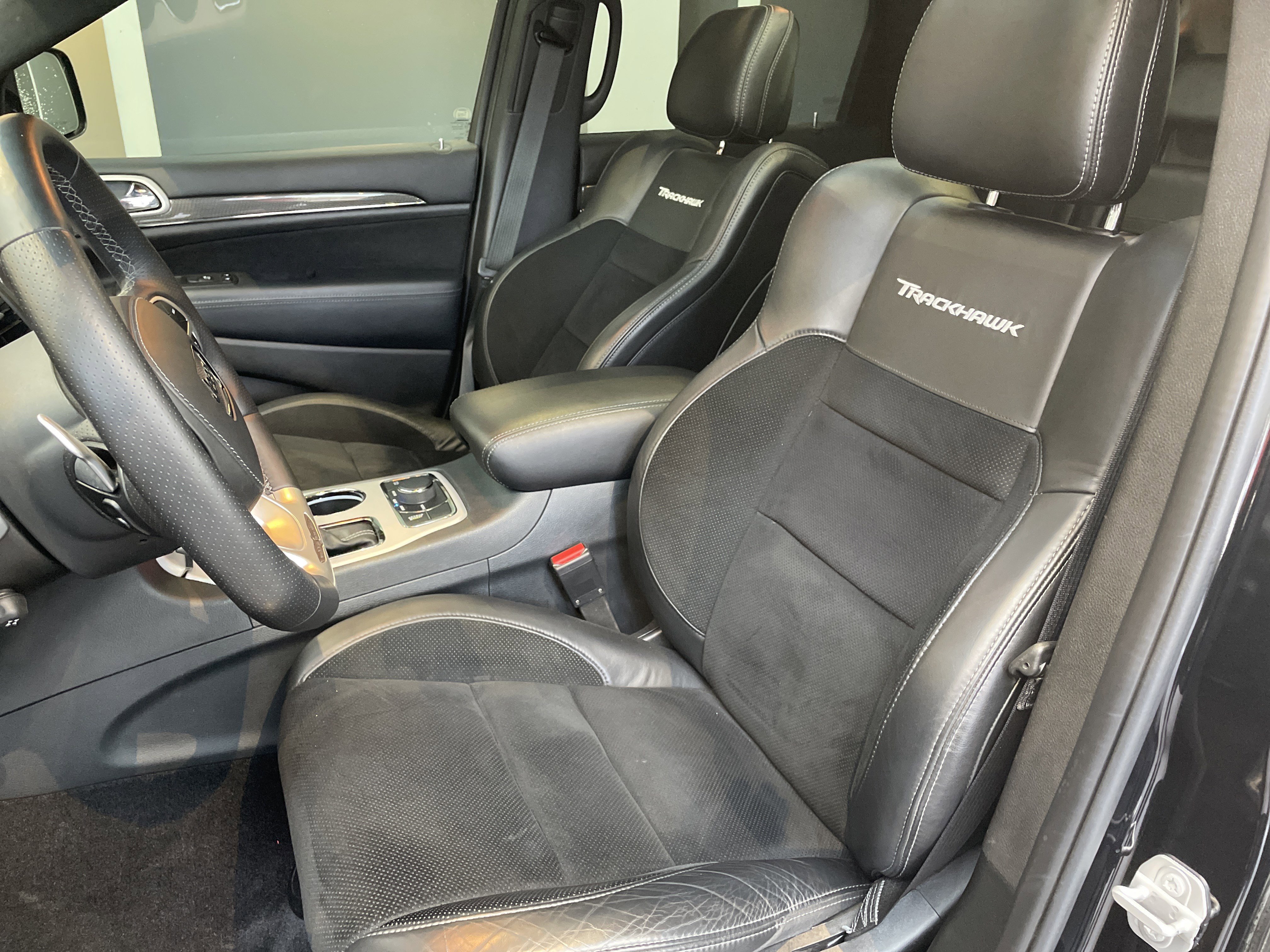 Used 2018 Jeep Grand Cherokee Trackhawk AWD/4WD image 18