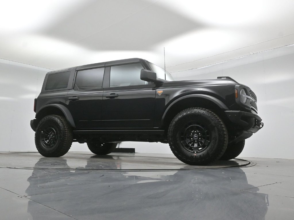 New 2026 Ford Bronco Badlands AWD/4WD image 3