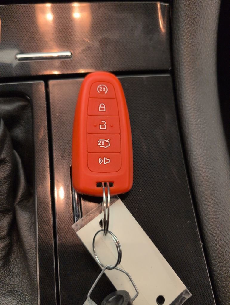 Used 2013 Ford Taurus Limited image 41