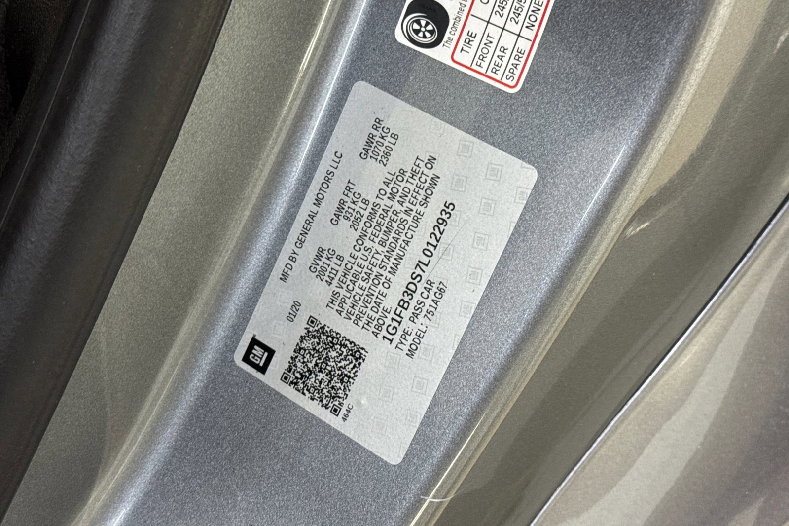 Used 2020 Chevrolet Camaro LT image 21