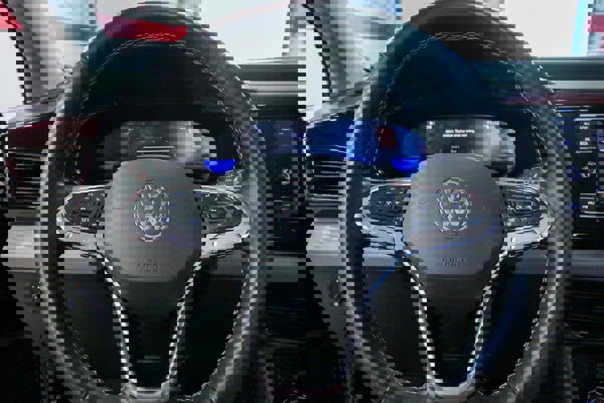 Used 2024 Volkswagen Taos S image 21