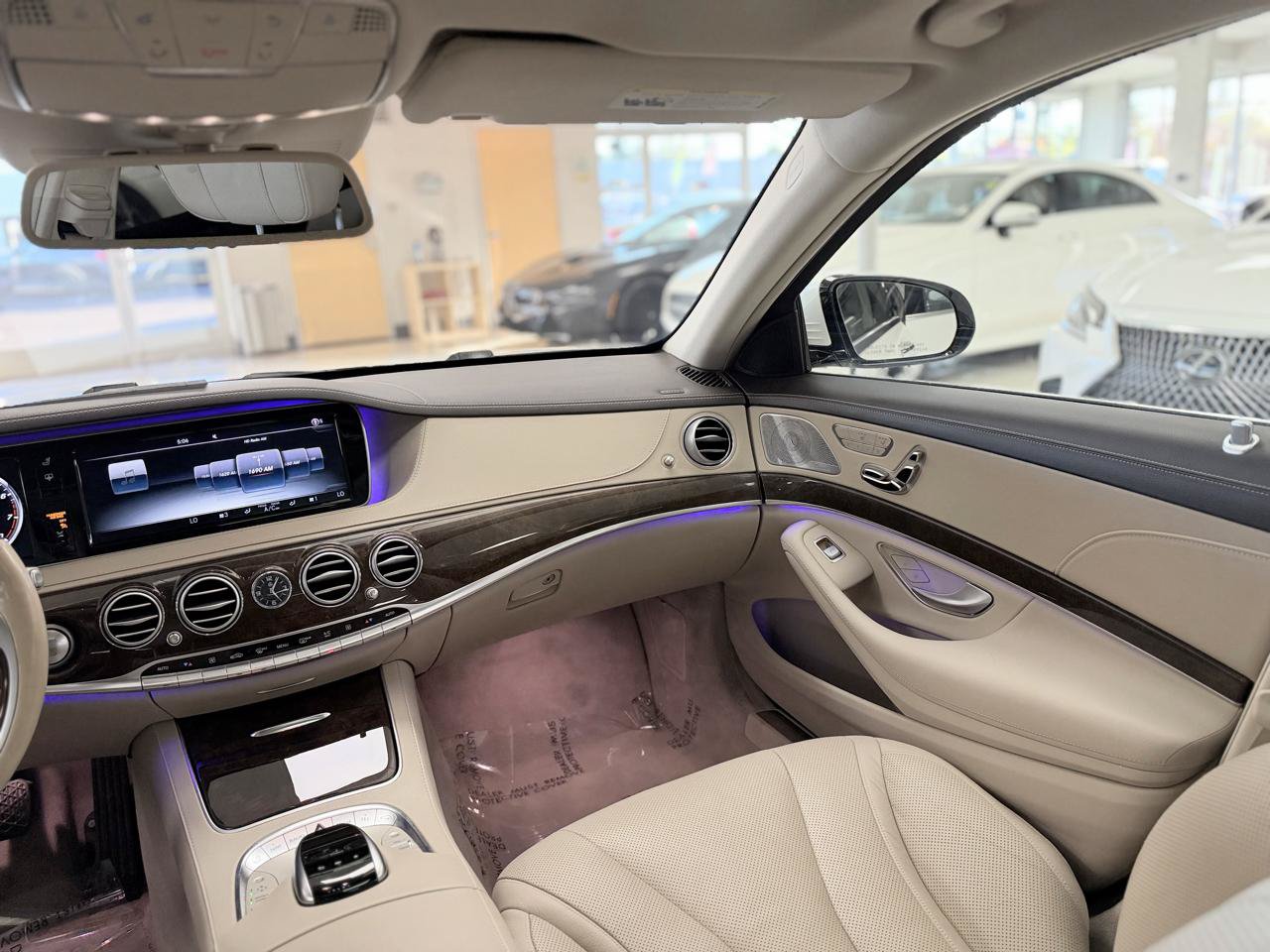 Used 2017 Mercedes-Benz S 550 Sedan image 13