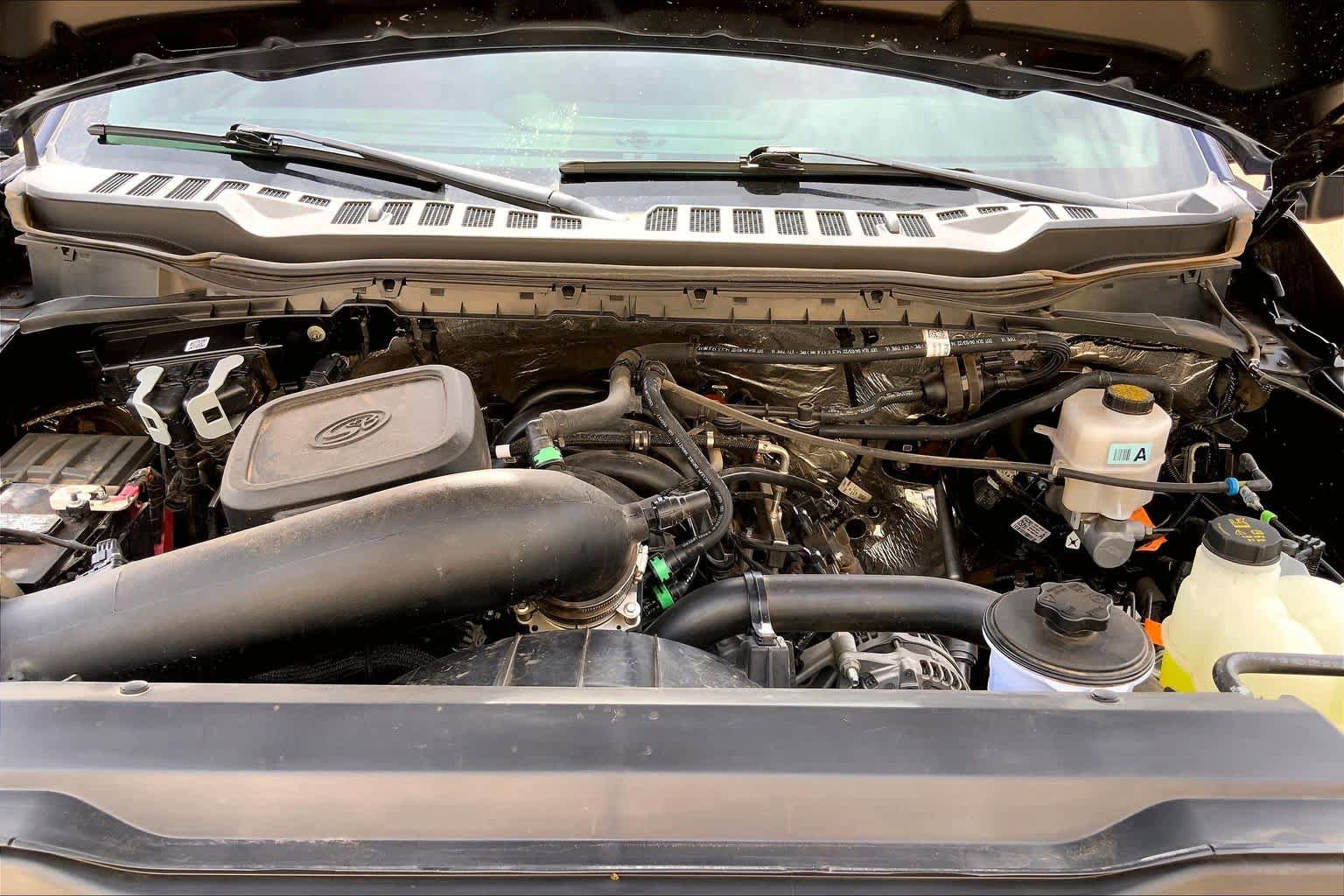 Certified 2024 Ford F250 Lariat w/ Sport Appearance Package image 31