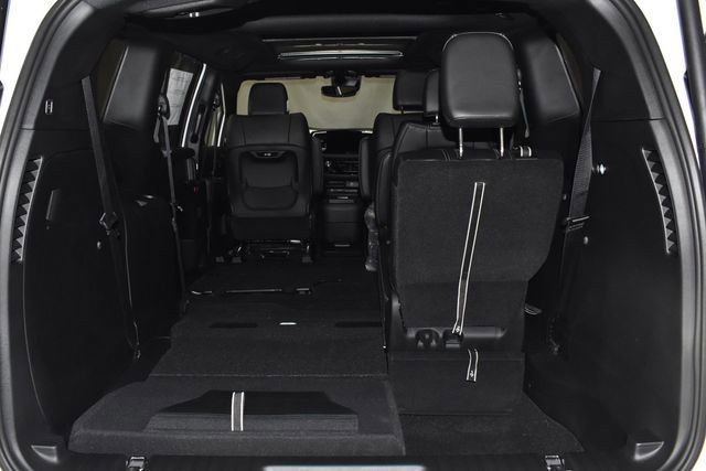 New 2026 Chrysler Pacifica Select w/ S Appearance Package image 35
