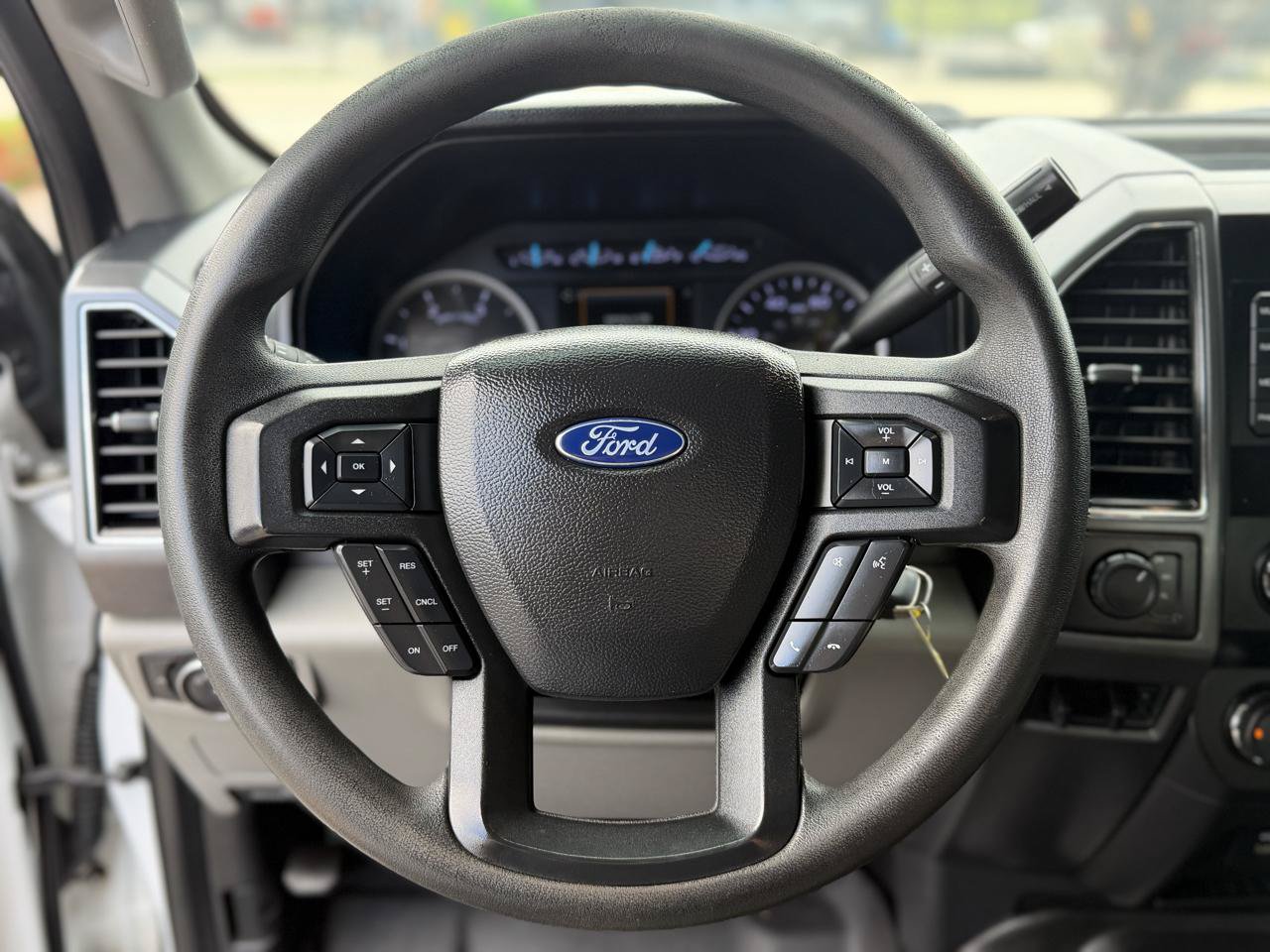 Used 2019 Ford F250 XLT AWD/4WD image 10