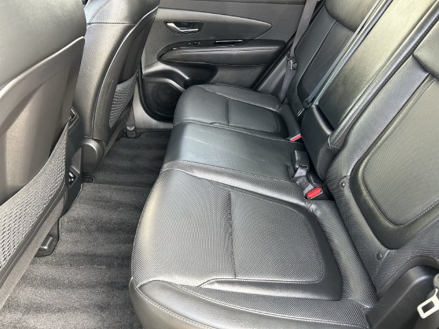 Used 2023 Hyundai Tucson Limited AWD/4WD image 18