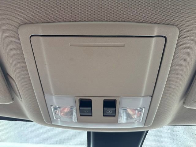 Used 2014 Lincoln MKX AWD w/ Equipment Group 101A image 16