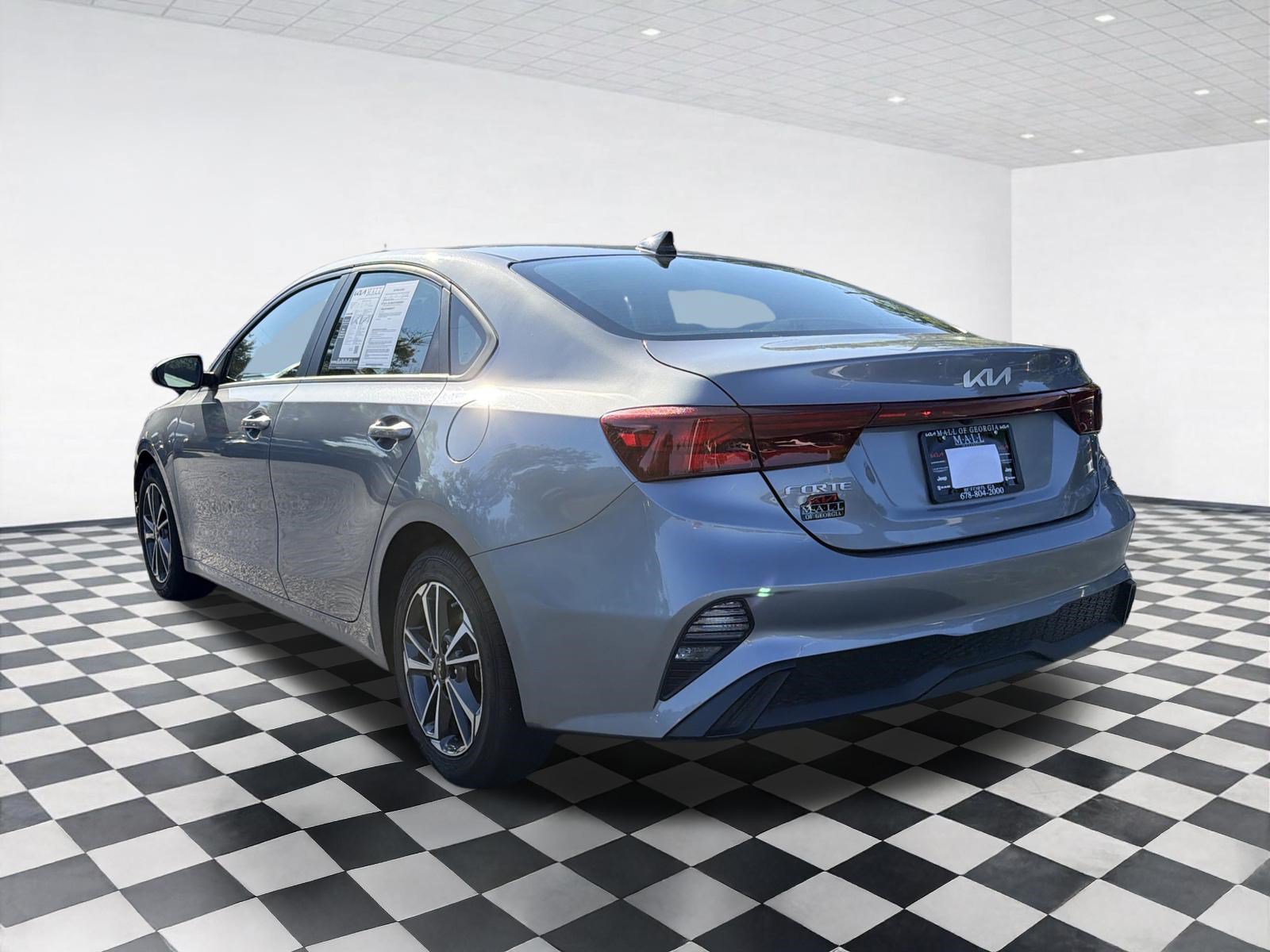 Used 2024 Kia Forte LXS FWD image 9