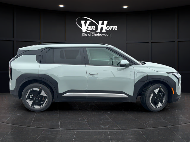 New 2027 Kia EV3 Wind FWD image 8