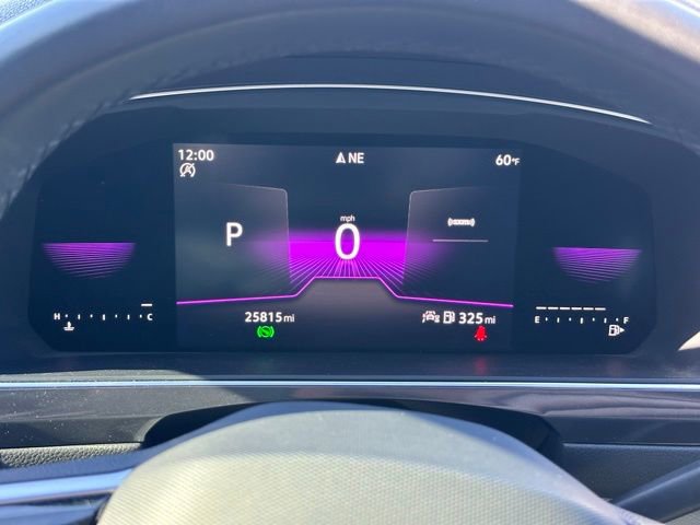 Used 2022 Volkswagen Tiguan SE R-Line image 13