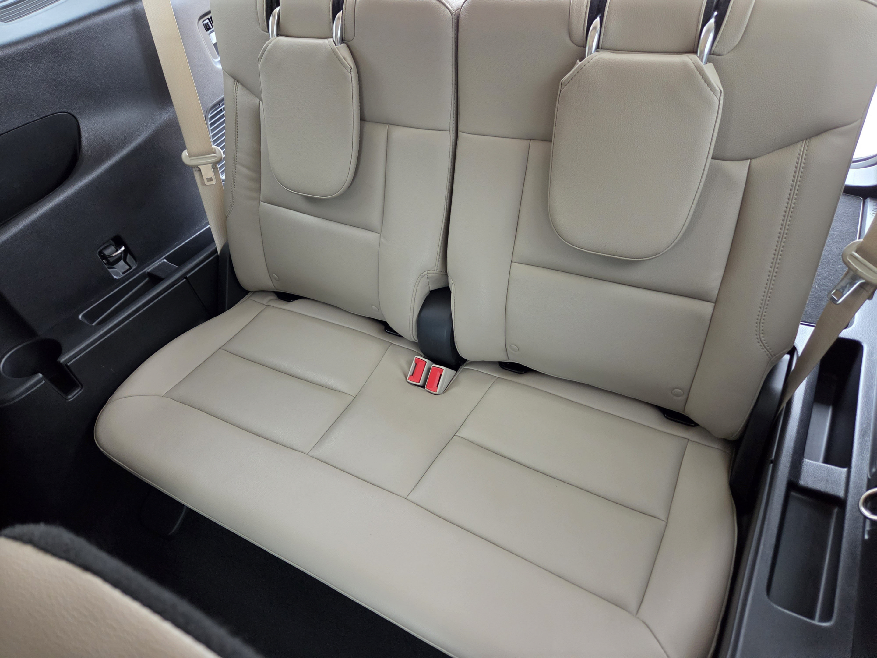 Used 2020 Ford Explorer Limited RWD image 30