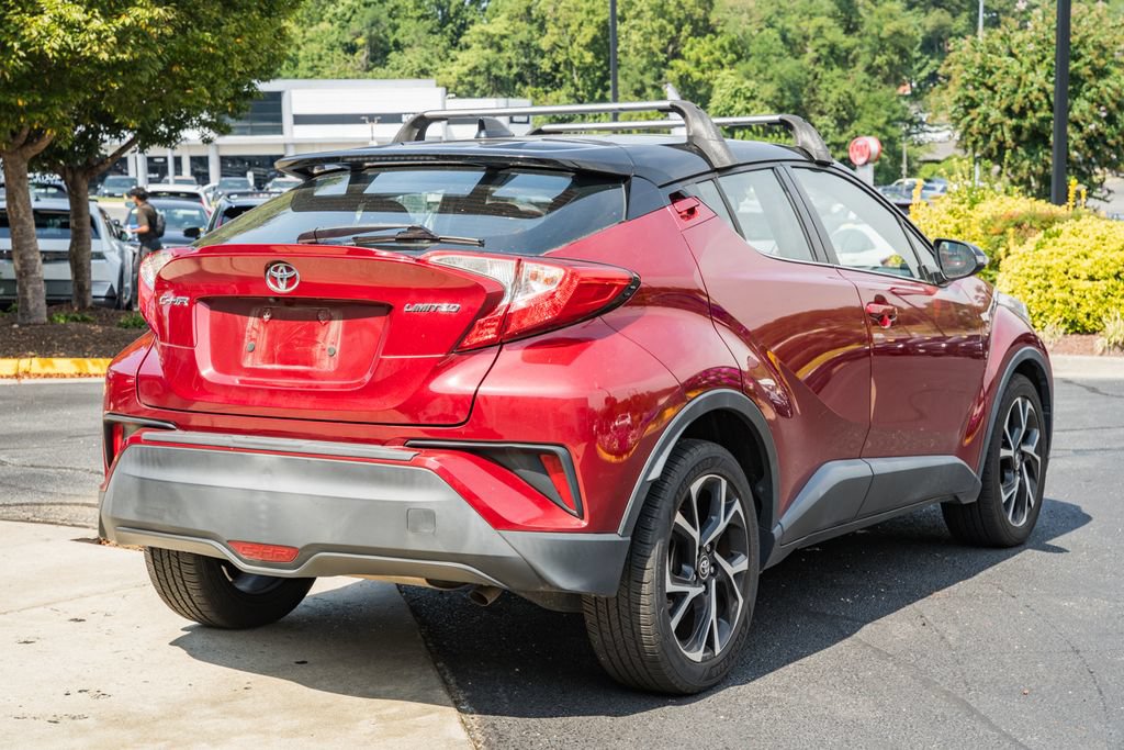 Used 2019 Toyota C-HR Limited FWD image 4