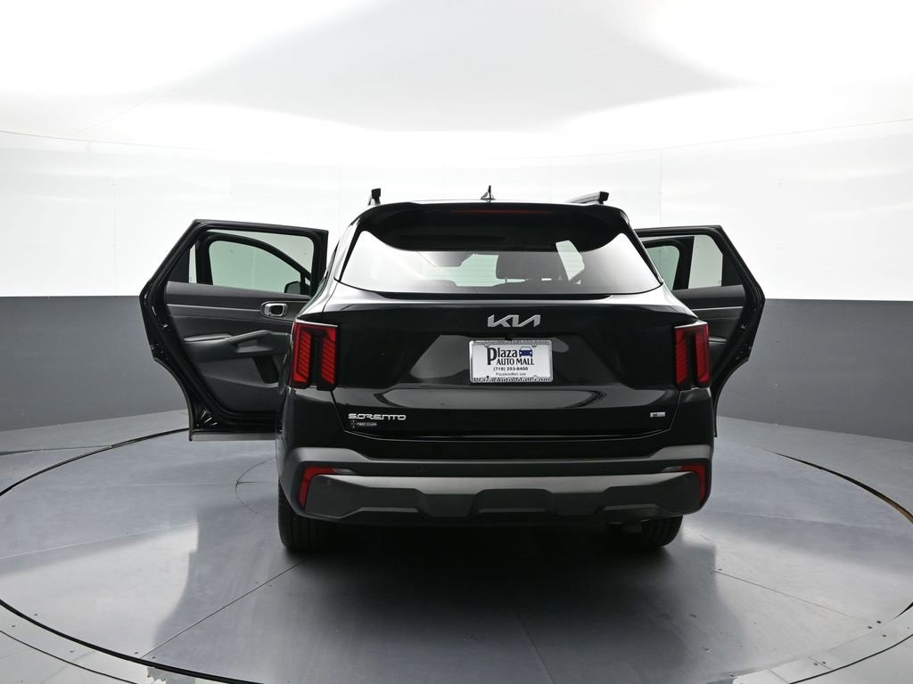 Certified 2024 Kia Sorento SX image 49
