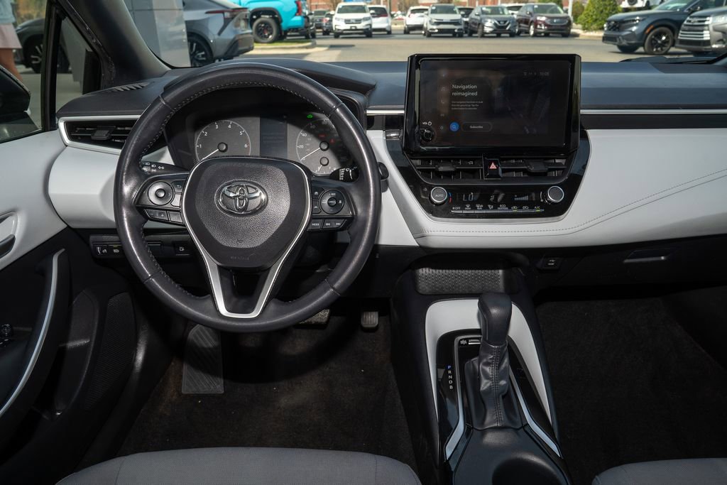 Used 2023 Toyota Corolla SE image 6