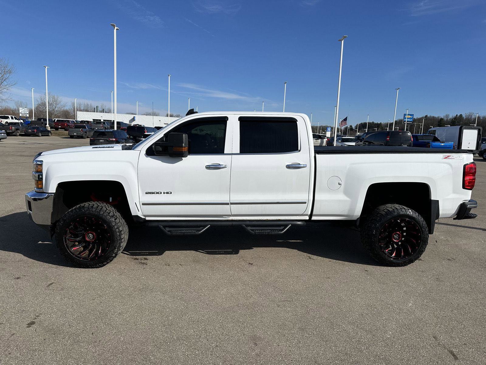 Used 2016 Chevrolet Silverado 2500 LTZ image 2