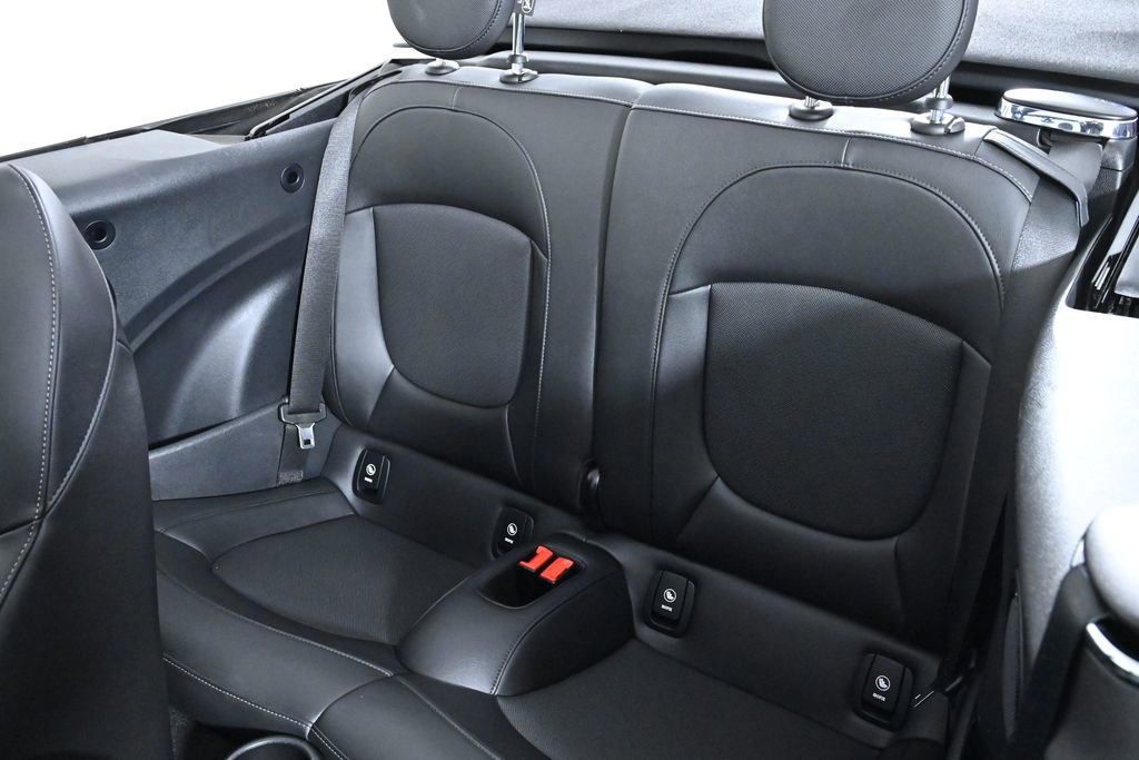 Certified 2024 MINI Cooper S FWD image 26