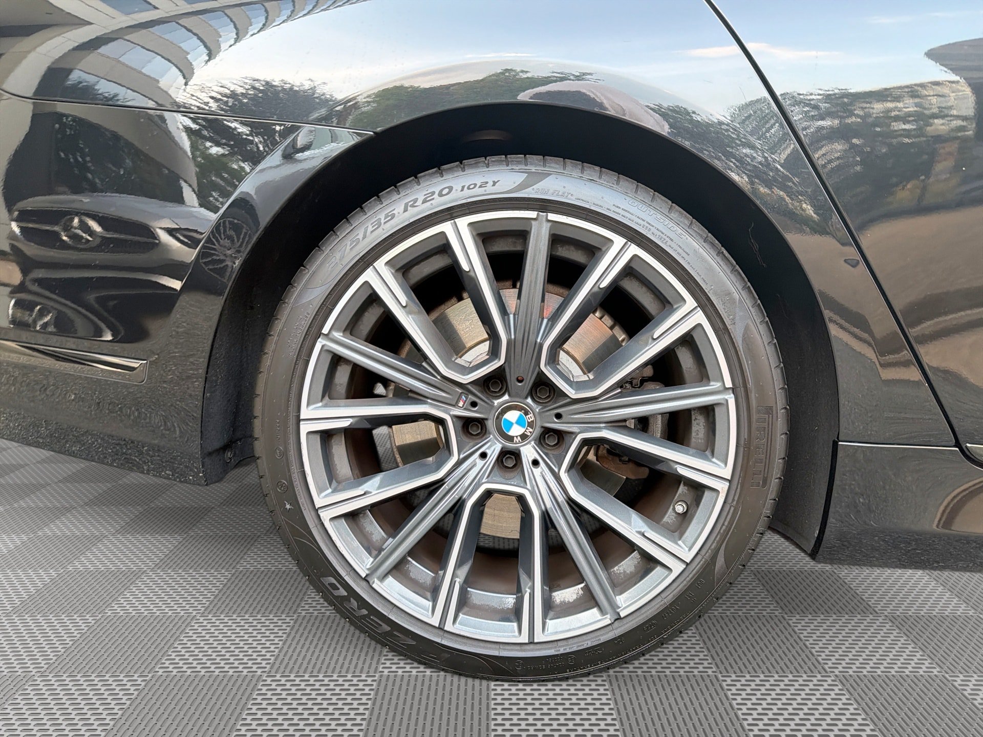 Used 2020 BMW 750i xDrive w/ Executive Package AWD/4WD image 30