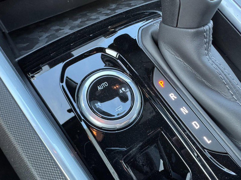 New 2026 Chevrolet Colorado W/T image 32