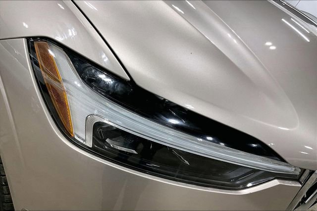 Certified 2023 Volvo XC60 B5 Plus FWD image 32
