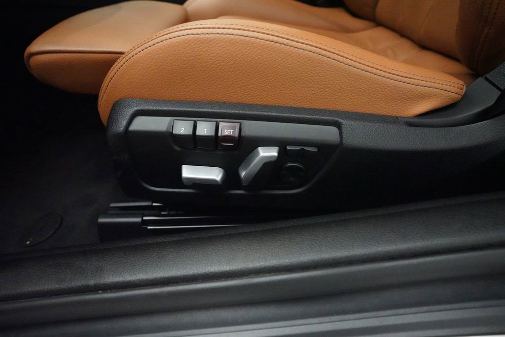 Used 2018 BMW 440i xDrive Convertible image 17