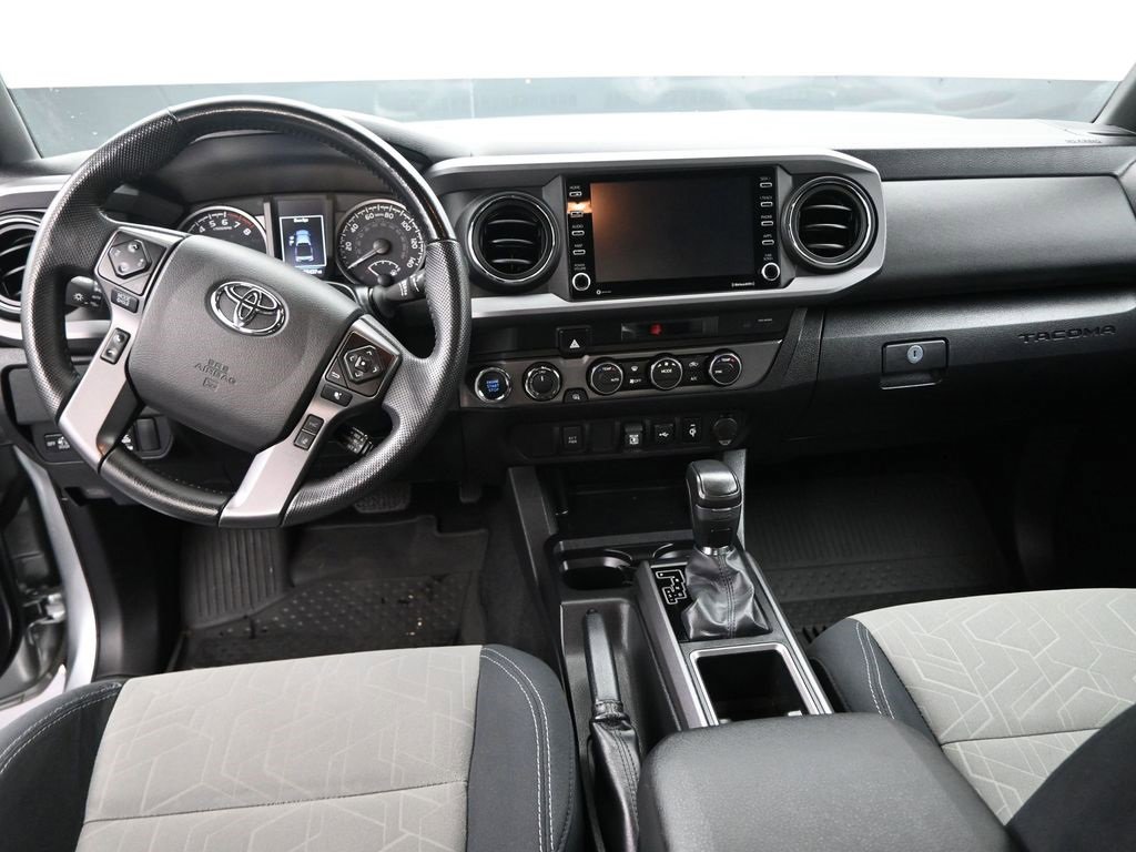 Used 2022 Toyota Tacoma TRD Off-Road image 10