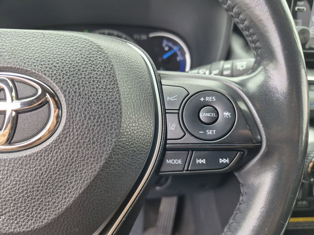 Used 2019 Toyota RAV4 XSE image 19