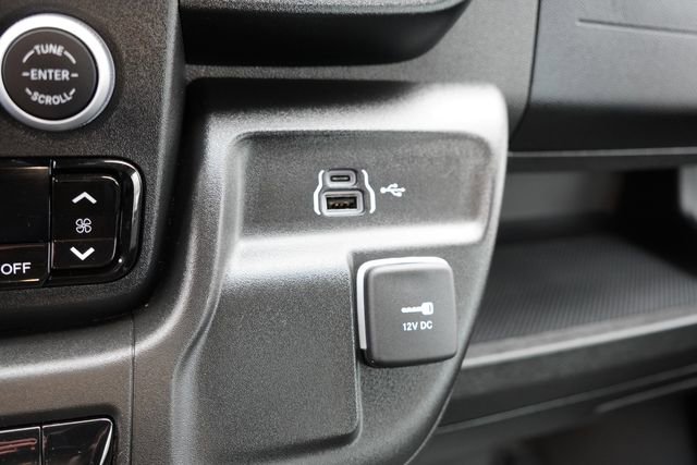 Used 2024 RAM ProMaster 3500 w/ Delivery Van Package image 26