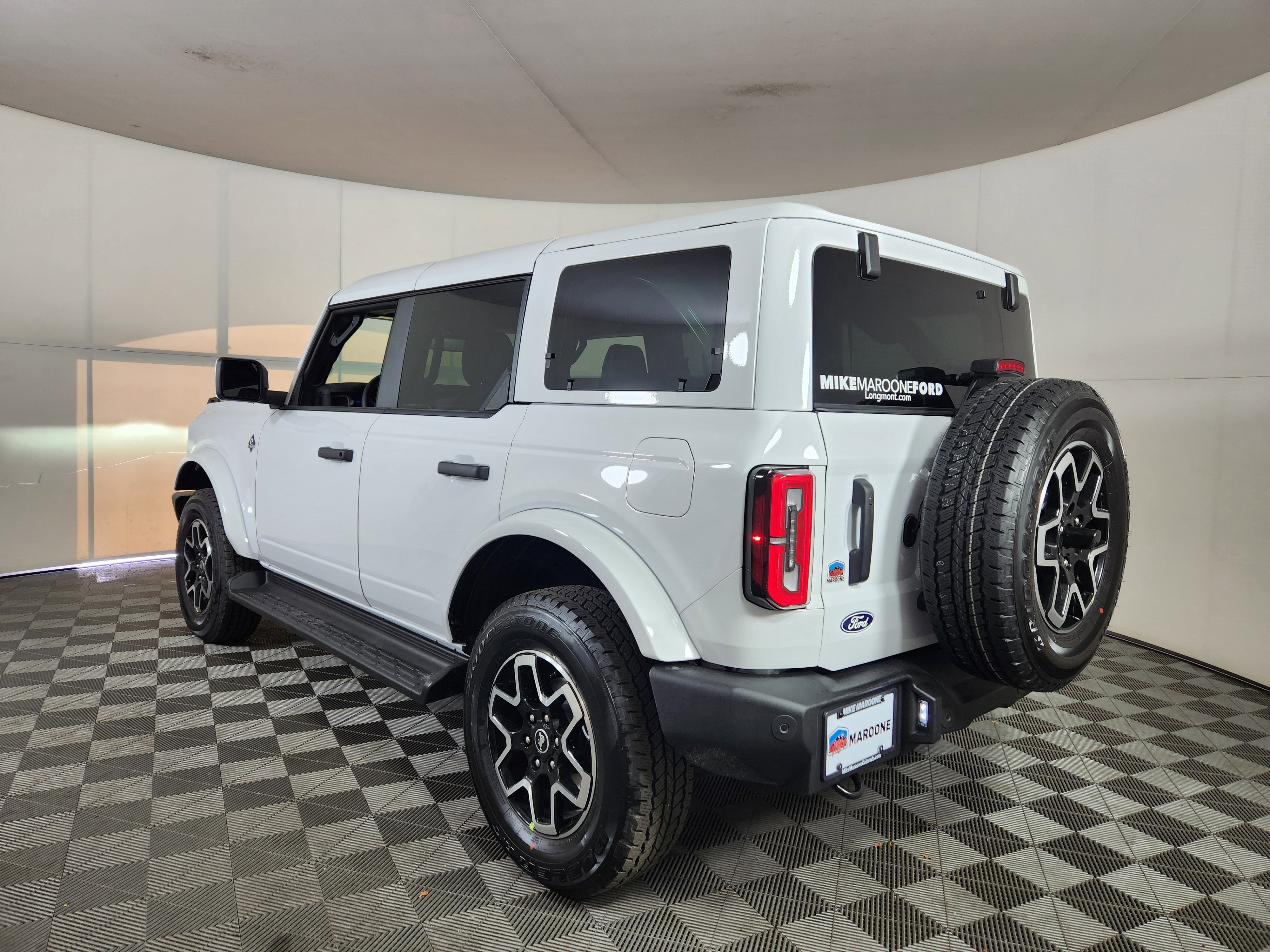 New 2026 Ford Bronco Outer Banks image 5