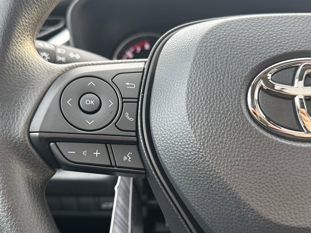 New 2025 Toyota RAV4 XLE image 23