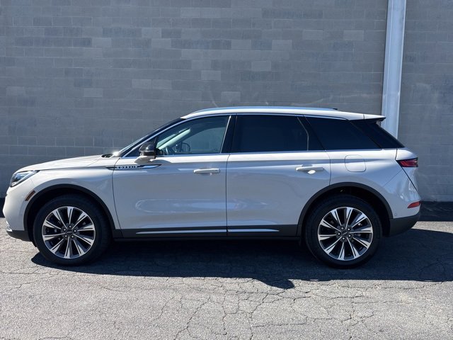 Used 2022 Lincoln Corsair Reserve w/ Equipment Group 201A image 6