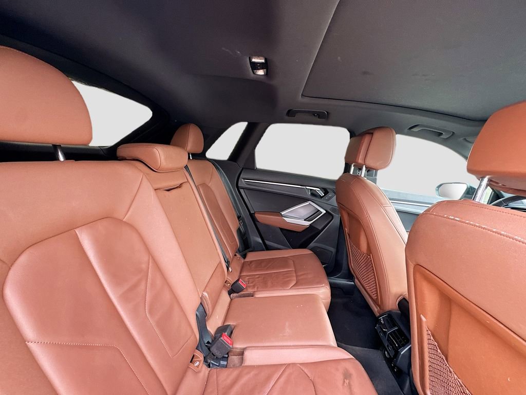 Used 2020 Audi Q3 2.0T Premium w/ Convenience Package image 29