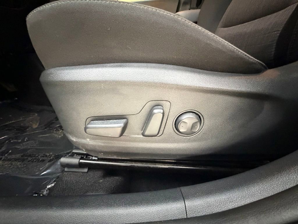 Used 2023 Hyundai Kona SEL w/ Convenience Package AWD/4WD image 26