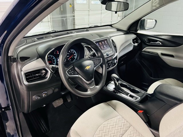 Used 2022 Chevrolet Equinox LS image 19