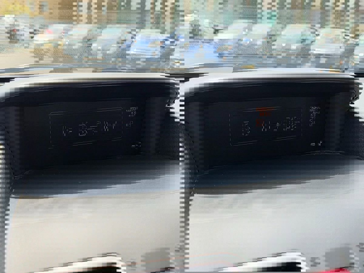 Used 2017 Subaru Crosstrek 2.0i Limited image 35